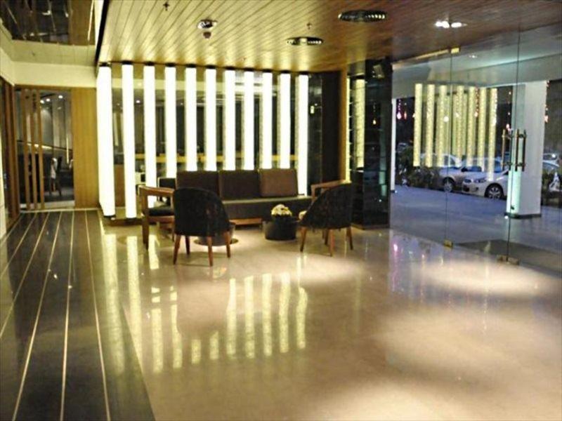 Hotel Gk International Chandīgarh Εξωτερικό φωτογραφία