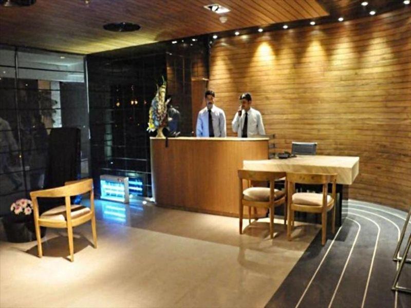 Hotel Gk International Chandīgarh Εξωτερικό φωτογραφία
